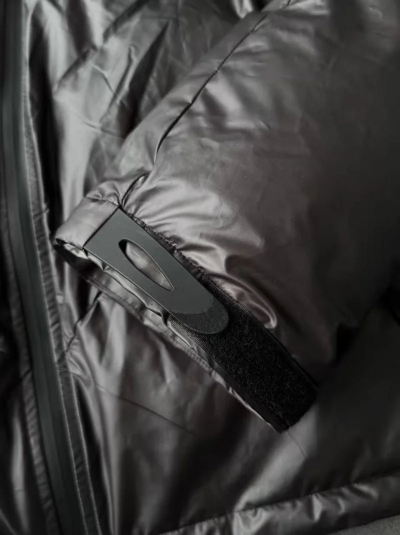 “Dissipate” HEAT REACTIVE PUFFER - Tungsten Steel Black